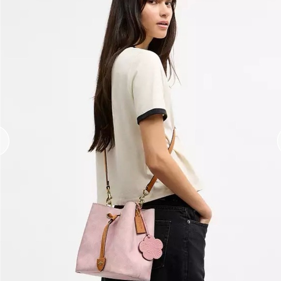 NWT Coach Powder Pink Rowan Bucket Bag 🌸 - Picture 5 of 5